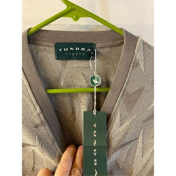 Tundra Canada Sweater Billy Cosby Geometric taupe vintage style 5t399t NEW - Picture 2 of 6